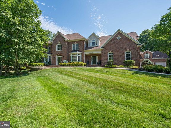 4th image of 6483 Trillium House Ln