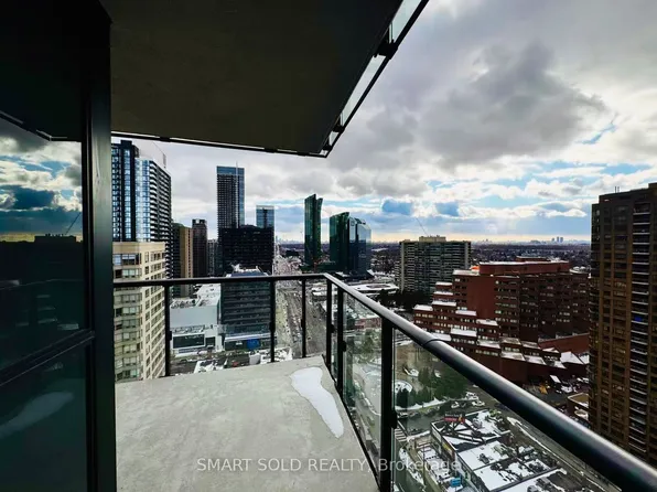4955 Yonge St, Toronto, ON