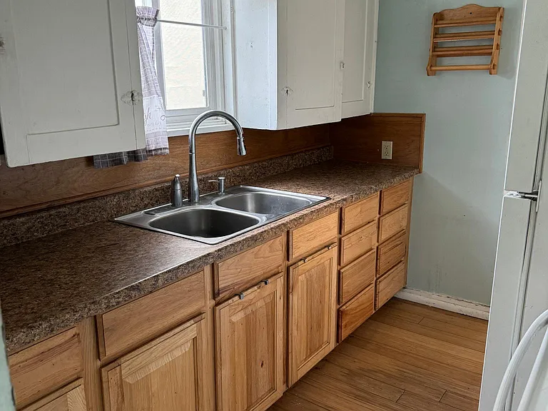4 S 10th Ave #2 — Photo 8