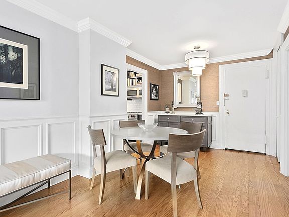 3rd image of 251 E 51st St APT 2M