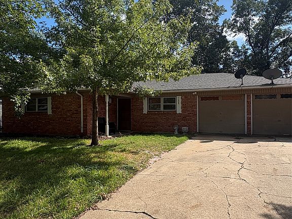 2nd image of 7608 Evergreen Rd