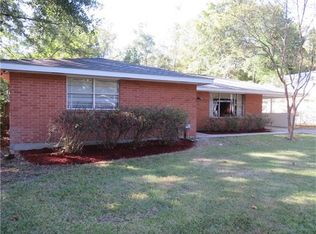 646 Oak St, Mandeville, LA 70448