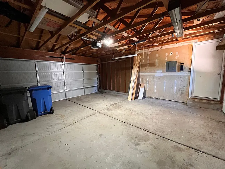 412 Albion Way — Photo 23