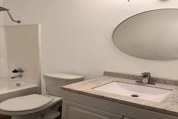 Spring Creek Apartments — Photo 15