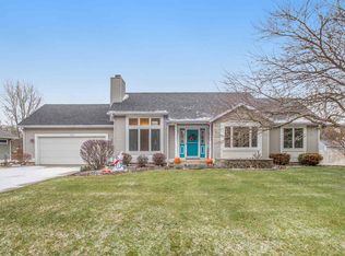 10267 Dunn Rd, Osceola, IN 46561