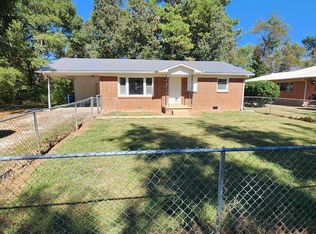 211 Laurel St, Bruceton, TN 38317