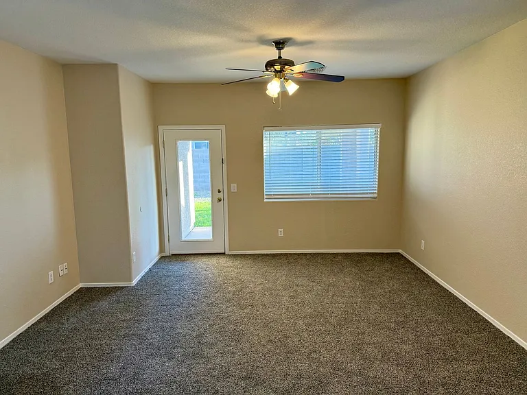 3783 E Woodside Way — Photo 4