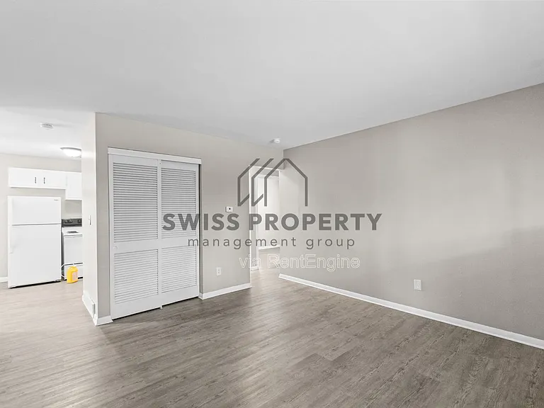 1549 Oakland Park Ave — Photo 11