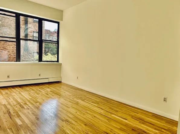 424 West 53rd Street image 1 of 8