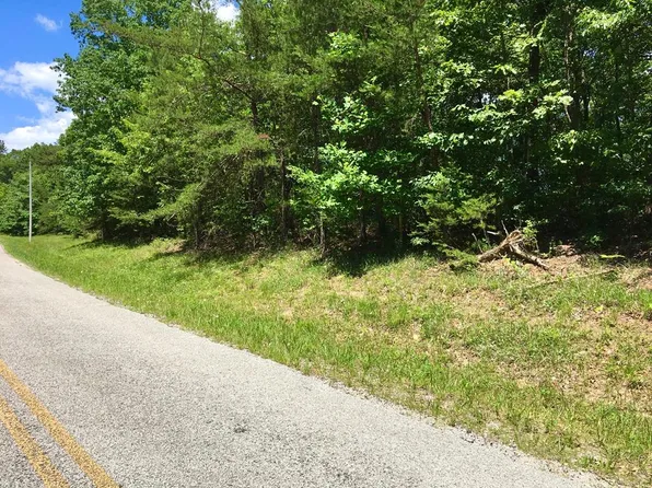 E Cove Rd, Monterey, TN 38574