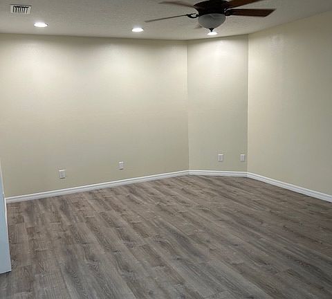 3rd image of 680 Polo Ct