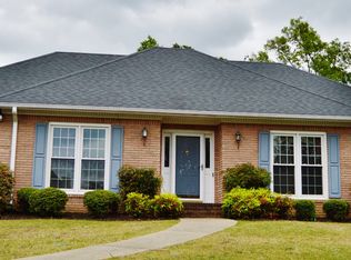 1033 Pinemeadow Dr, Gardendale, AL 35071