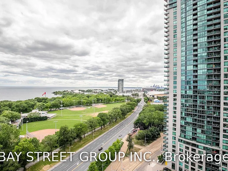 628 Fleet St #1801 — Photo 25