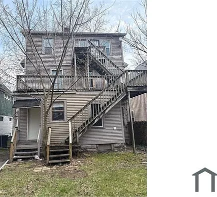 4 bed, $1,380 — Photo 2