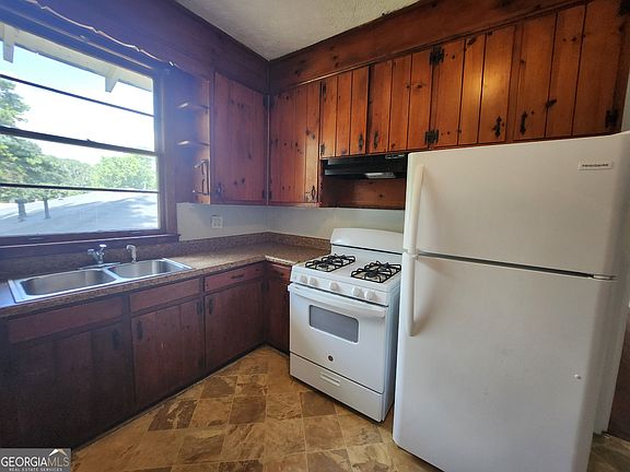 5th image of 1125 Indale Pl SW