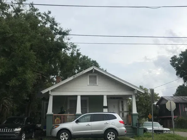 1050 W 8th St, Jacksonville, FL 32209