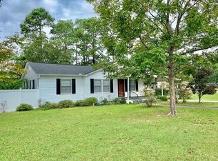 609 N Sunflower St, Geneva, AL 36340