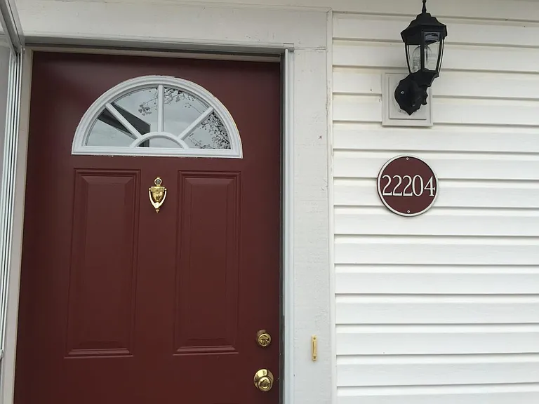 22204 Cape Cod Way — Photo 2