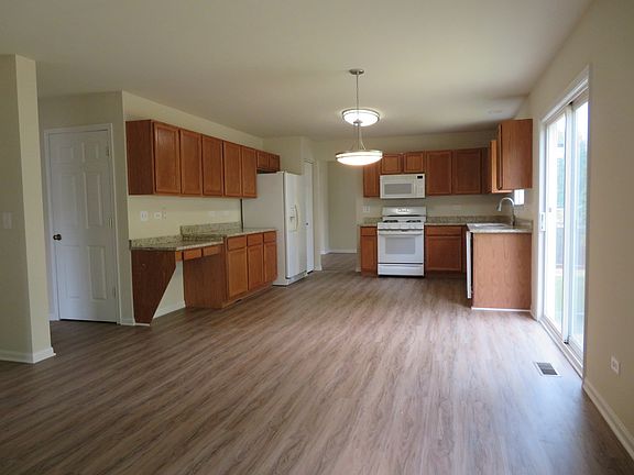 2nd image of 193 Glendale Dr