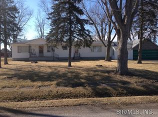 1629 Reno Rd, Sorento, IL 62086