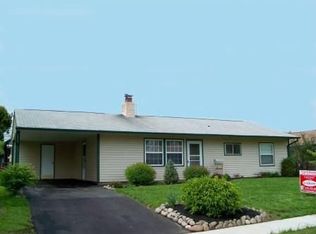 7 Primrose Ln, Levittown, PA 19054