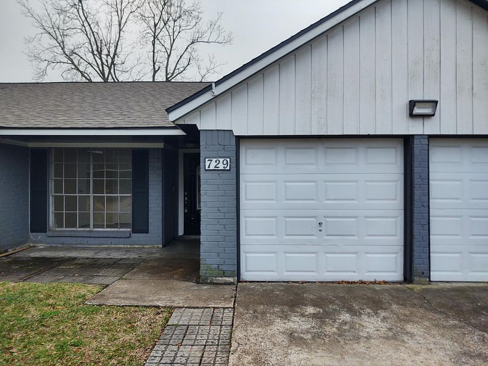 729 Yale - your new home!