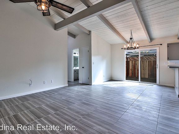 3rd image of 231-B Mar Vista Dr