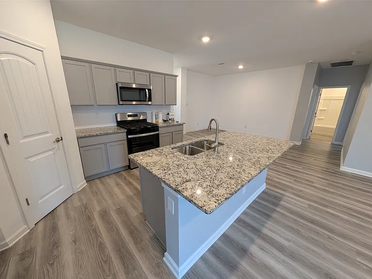 5548 Delta Horizon Dr — Photo 9