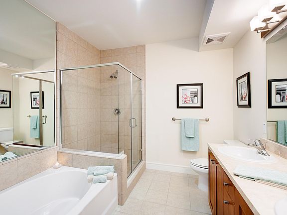 2nd image of 11755 Montana Ave APT 207