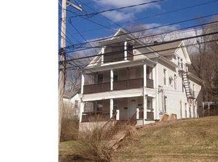 200 Crown St, Meriden, CT 06450