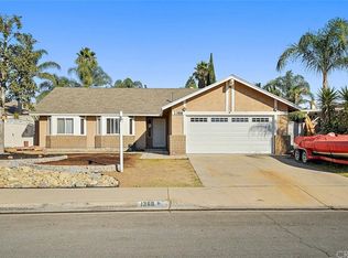 1388 W Wedgewood St, Rialto, CA 92376