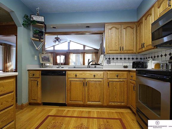 5th image of 5931 N 108th Ct
