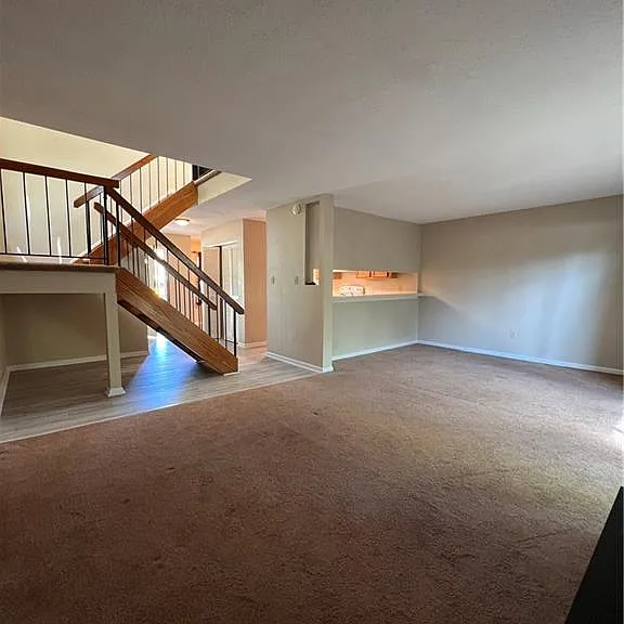 4396 Silverleaf Dr #1 — Photo 6