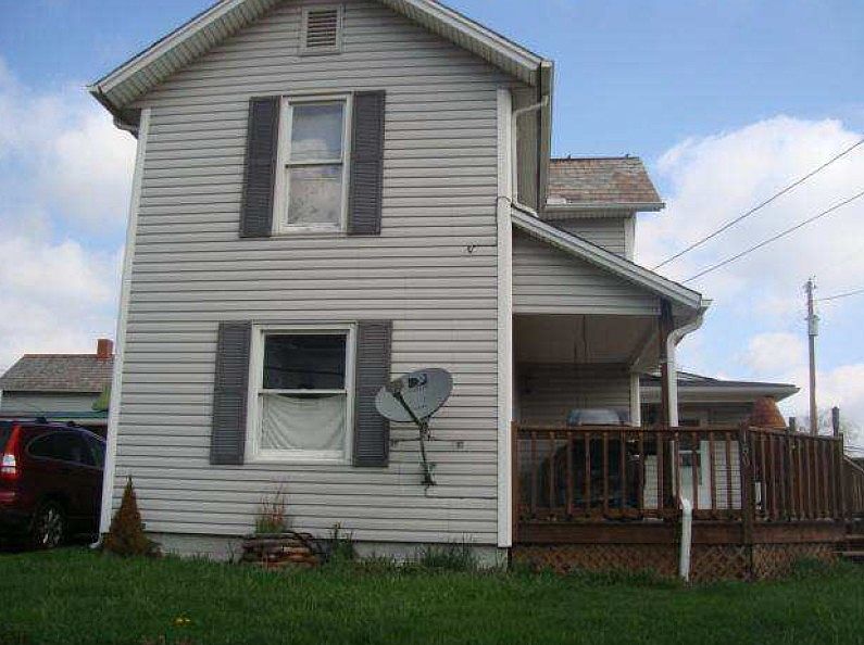 1st image of 180 Hoover St