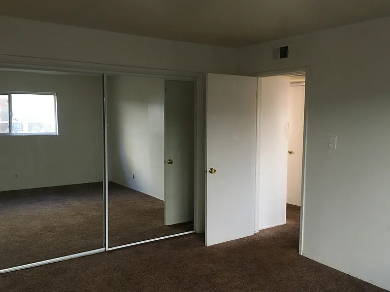 4331 Balboa Dr #A-D — Photo 4