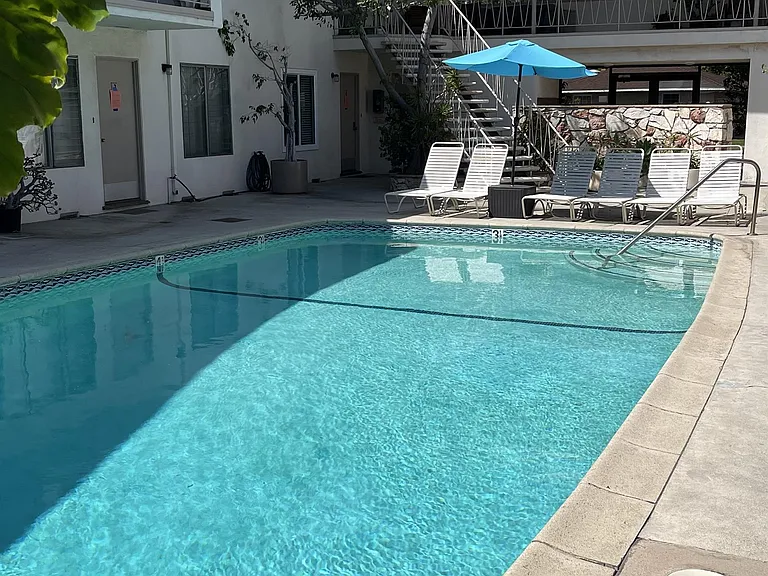 3355 Manning Ave #17 — Photo 30