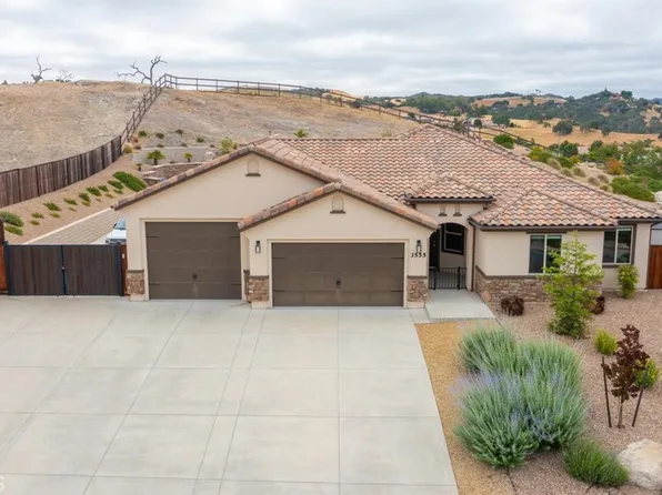 3555 Timberline Dr, Heritage Ranch, CA 93446