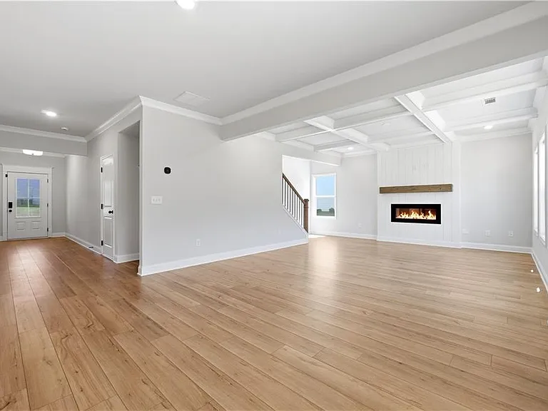 176 Brant Cir — Photo 4