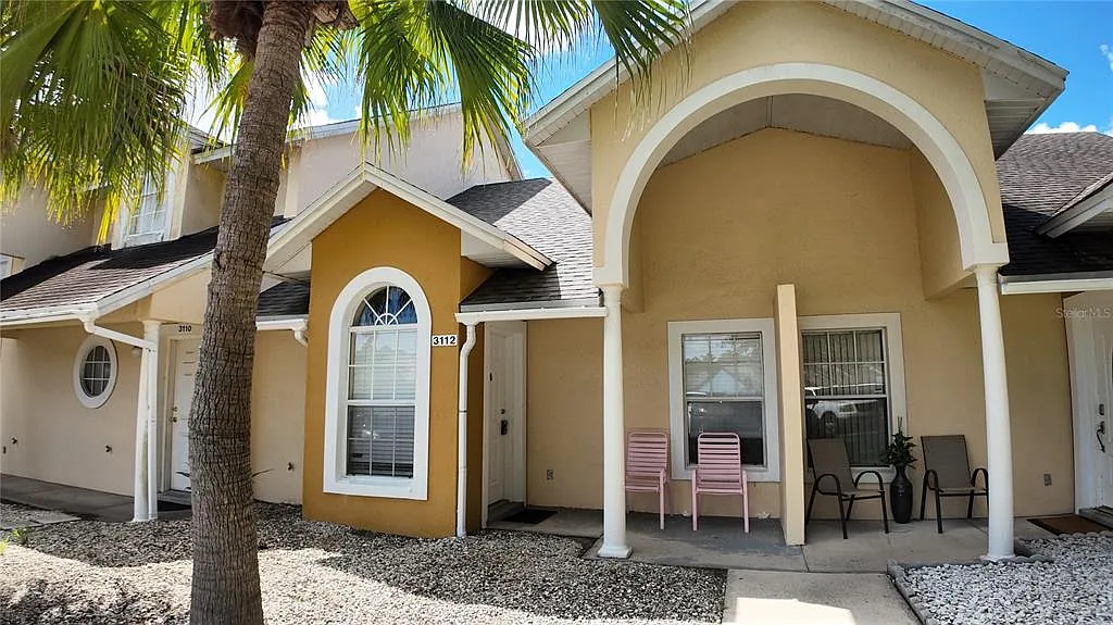 2 bed, 2.0 bath, 854 sqft, $1,650 — Photo 1