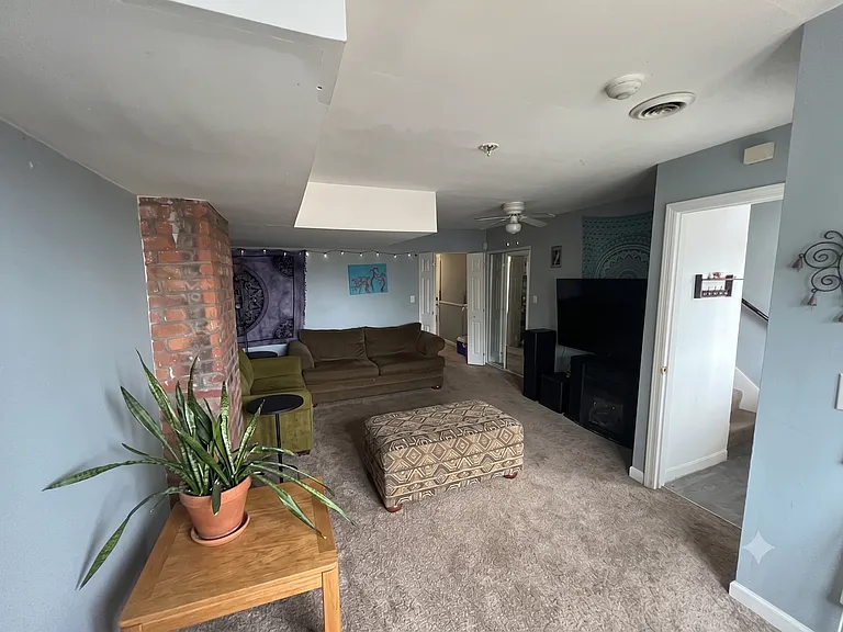3157 Josephine Street — Photo 7