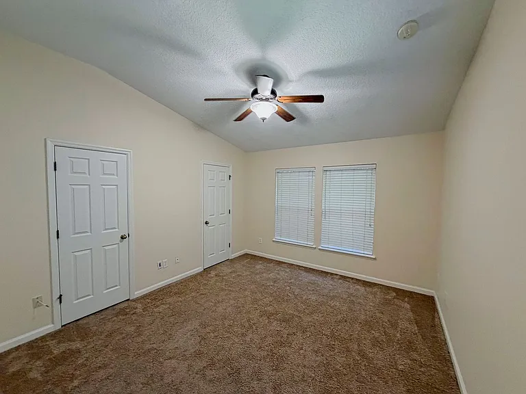 6180 High Tide Blvd — Photo 6