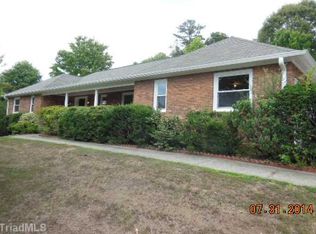 2276 Ashford Dr, Winston Salem, NC 27103
