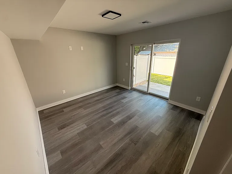820 W Elizabeth Ave #C — Photo 13