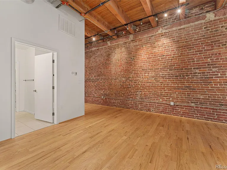 2960 Inca St #112 — Photo 9
