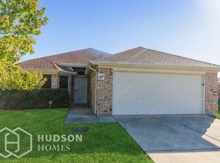 911 Peaceful Trl, Waxahachie, TX 75165