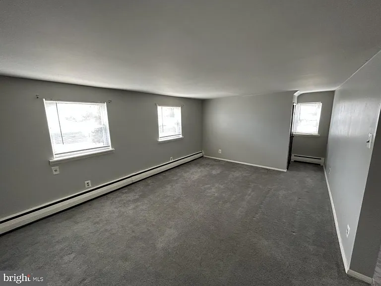 513 Cedar Ave — Photo 6