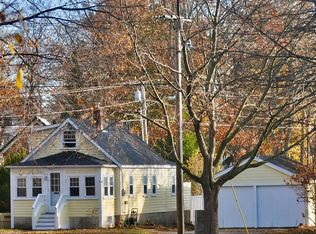 7 Parsons St, Kennebunk, ME 04043