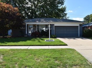 29265 Van Laan Dr, Warren, MI 48092