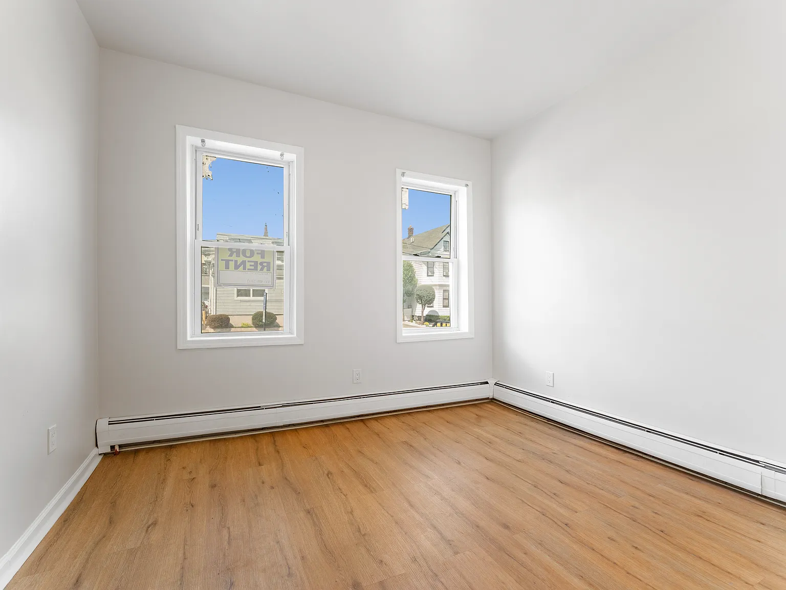 2 bed, $1,900 — Photo 1