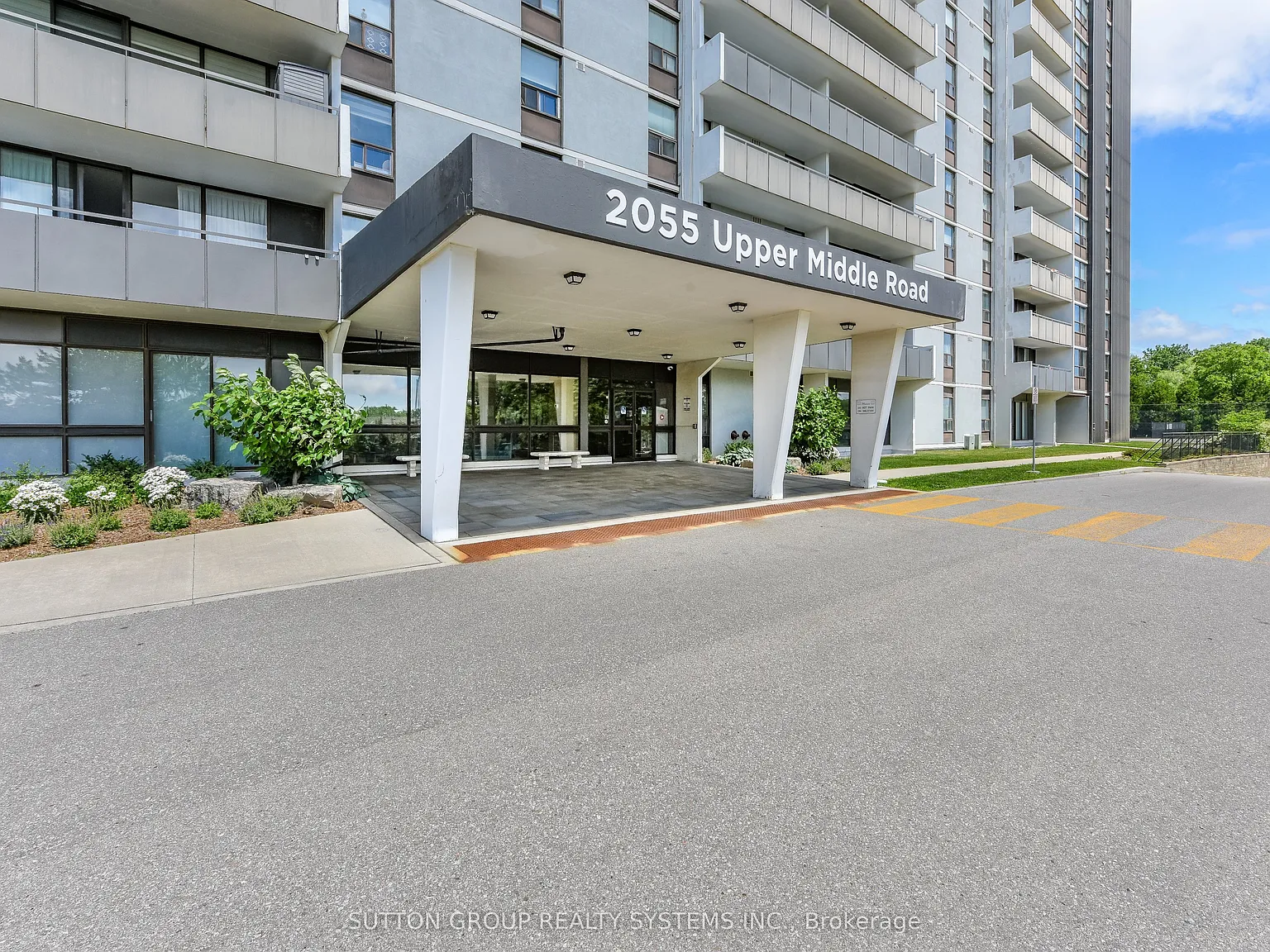 3 bed, $2,800 — Photo 2